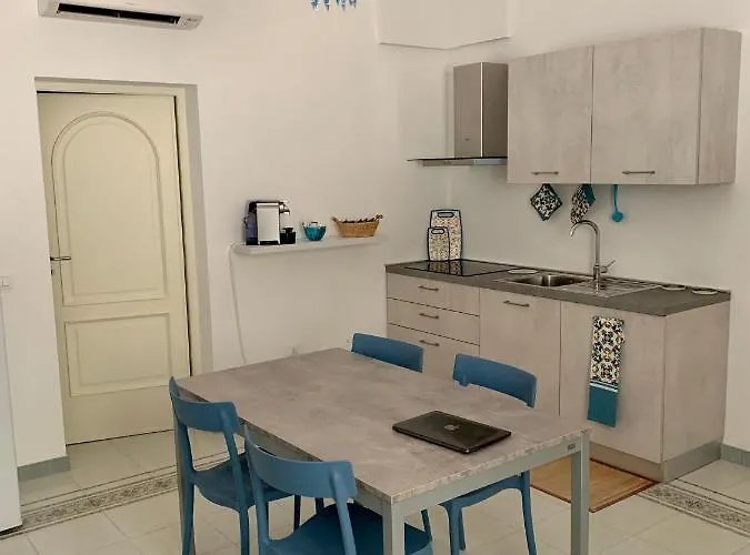 Intermezzo - Located In The Center Of Salento Equidistant From The 2 Seas